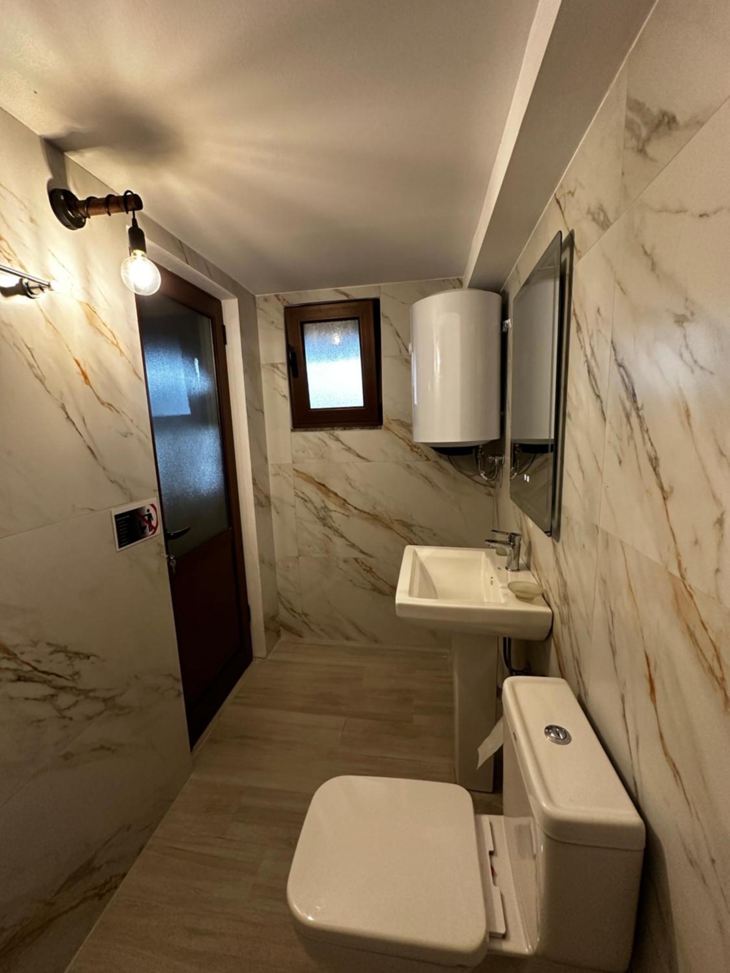 Guest House Gorani Berat Zewnętrze zdjęcie